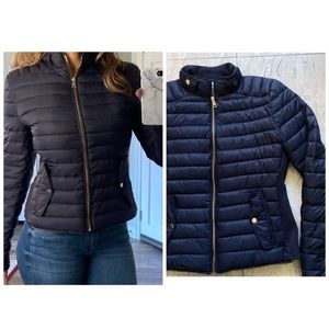 Zara light weight navy puffer jacket